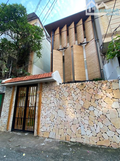 Nhà Hẻm Xe Hơi 351/ Lê Văn Sỹ, Quận 3 - DT 8x25m , 3 Tầng, Giá 33 Tỷ