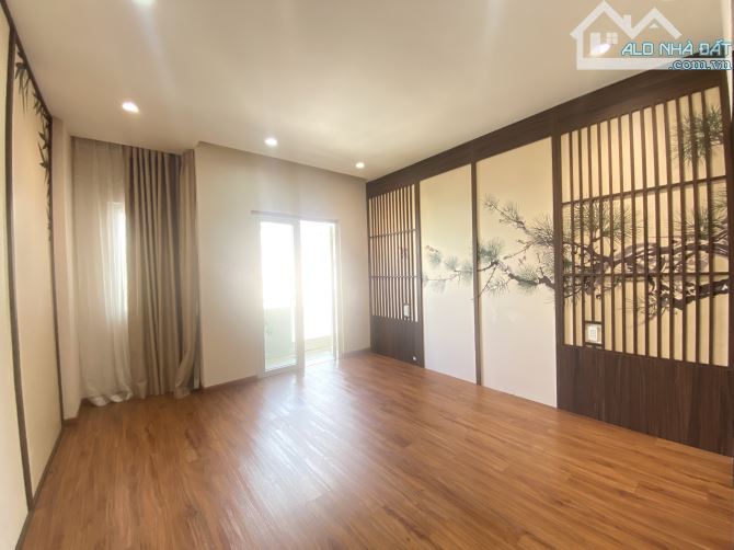 Chủ cần chuyển nhượng căn nhà đẹp xây tâm huyết cho khách tìm nơi ở yên tĩnh, an ninh