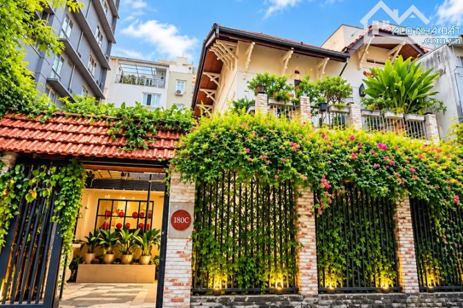 BIỆT THỰ 180C HAI BÀ TRƯNG – 12x20M – TRỆT 1 LẦU – GIÁ 125 TỶ!