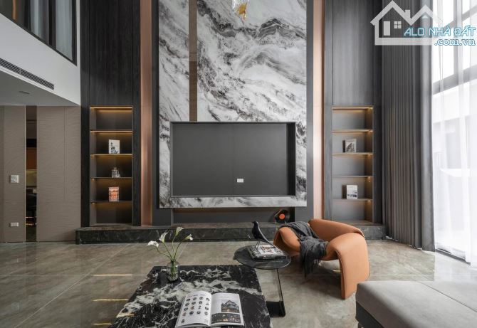 🏡 BÁN NHÀ ĐÀM QUANG TRUNG, PHƯỜNG LONG BIÊN – 88M² – 5 TẦNG – 9.7 TỶ – HÀNG XÓM AEON