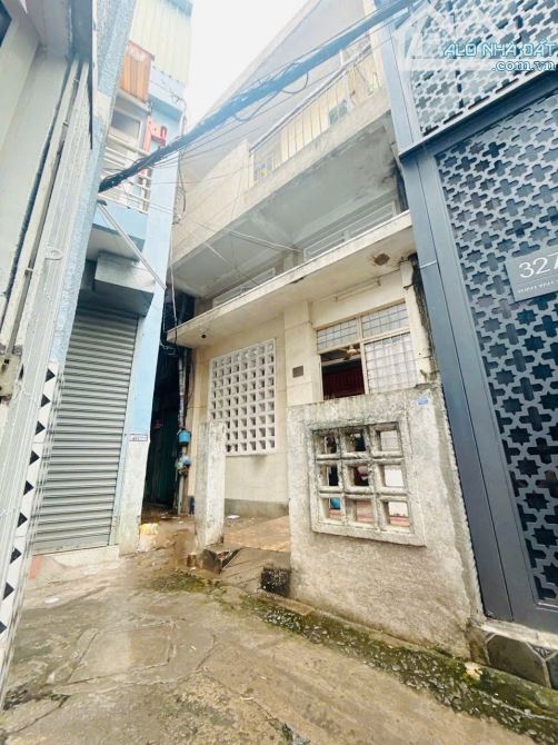 BÁN NHÀ HẺM GẦN MẶT TIỀN PHAN VĂN TRỊ. P.2, Q.5 GIÁ CHỈ 5 TỶ 680 THƯƠNG LƯỢNG