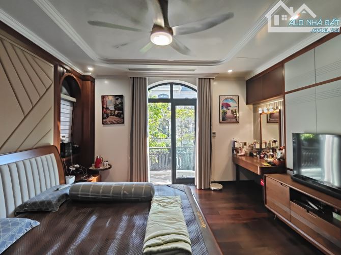 BÁN BIỆT THỰ ĐƠN LẬP LÔ GÓC PARIS – VINHOMES IMPERIA HẢI PHÒNG - GIÁ : HƠN 50 TỶ