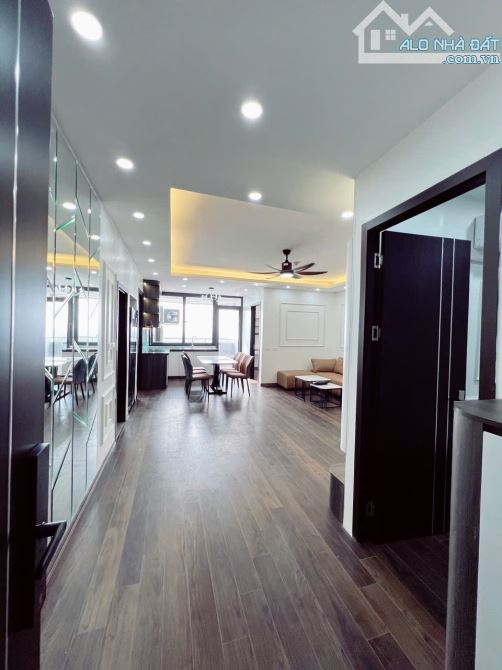 Bán căn hộ Thăng Long Garden - 250 Minh Khai, Hai Bà Trưng, HN, Dt 73m2 gồm 2 ngủ, Giá: 6