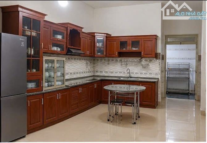 BÁN NHÀ Nguyễn Văn Khối P8 Gv - Sát mặt tiền - 3 tầng - 4x12 - 48m2 - Cho thuê 11tr
