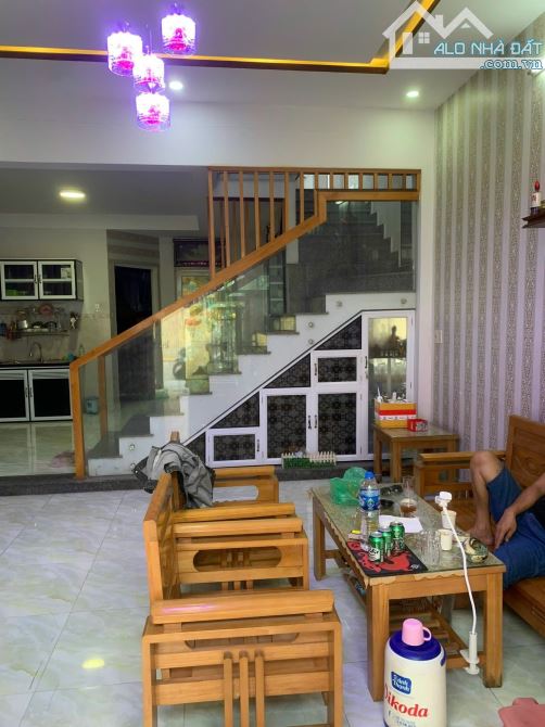 Hơn 3 tỷ, 80m2, ngang 6m, gácđúc, 2 mặt kiệt ô tô, Lê Đình kỵ