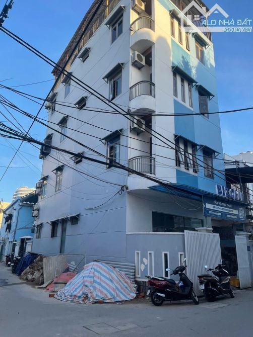 Bán tòa nhà căn hộ cao cấp 5 Tầng ngay bãi biển Mỹ Khê sát Võ Văn Kiệt 7 căn hộ cho thuê c