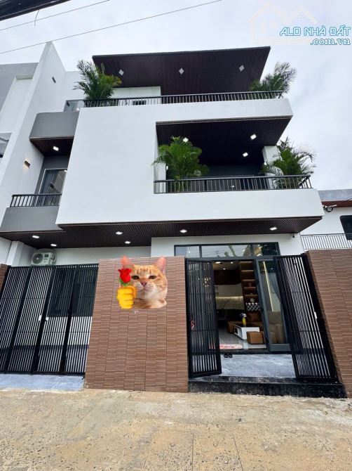 🔥 VILLA 3 TẦNG TÔN ĐẢN – GIÁ SẬP SÀN 🔥 📐