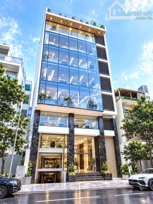 Bán toà văn phòng mặt phố Triệu Việt Vương-Mai Hắc Đế. 200m, 11 tầng, mt 10m. Đã hoàn công