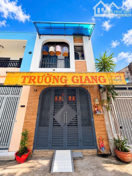 🏡 4,4 TỶ , 3 P.Ngủ, 2 Tầng, Hẻm ô tô thông, Đường Số 6