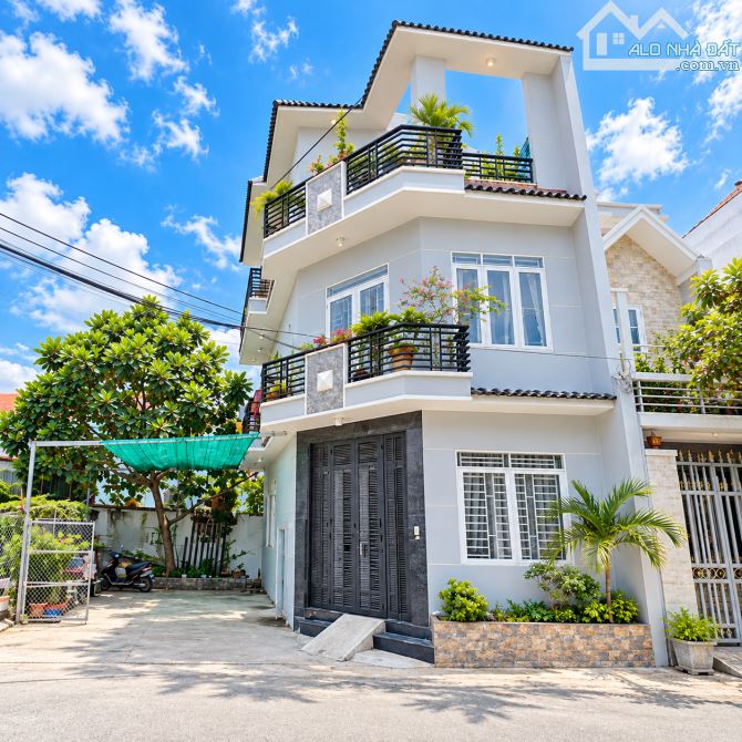 Huỳnh Tấn Phát - 7 Tỷ 290 - Đường 6m - Nhà 3 Tầng Lô Góc 50m² - Ngang 5m - 4PN