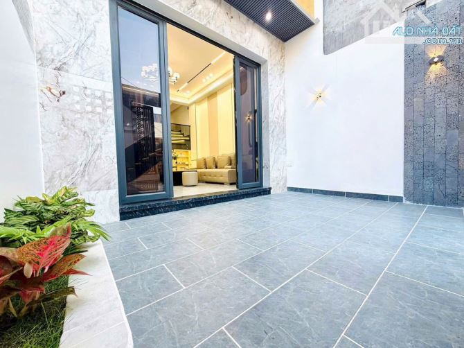 🏠 ĐỘI VĂN, TRẠI CHUỐI – NHÀ MỚI 4 TẦNG 71M², SÂN TRƯỚC SÂN SAU, Ô TÔ ĐỖ TRONG SÂN – 4,19
