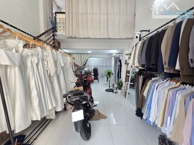 Bán nhà kiệt Oto Trương Chí Cương Hải Châu 44m2 giá 4.5 tỷ