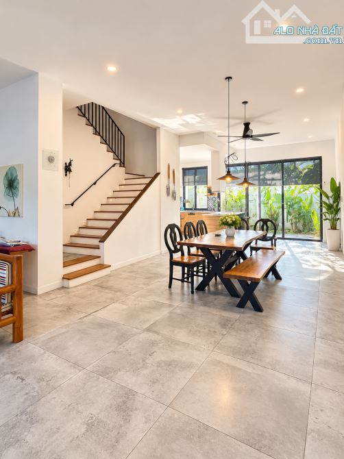 🔥 SIÊU PHẨM VILLA 3 TẦNG, MT VÕ NGUYÊN GIÁP , 140m2 , Ngang 7m, ngay Trần Văn Dư