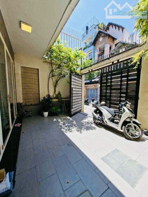 Bán Nhà Hẻm 6m, Ngang Đẹp Hơn 6m Tại Xô Viết Nghệ Tĩnh, Bình Thạnh 4 Tầng. 170m2 Chỉ 22 Tỷ