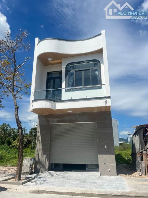 🏡 BÁN 2 CĂN NHÀ MẶT TIỀN ĐƯỜNG HUỲNH BÁ CHÁNH – LƯƠNG HỮU KHÁNH NHÀ ĐẸP, THIẾT KẾ HIỆN ĐẠ