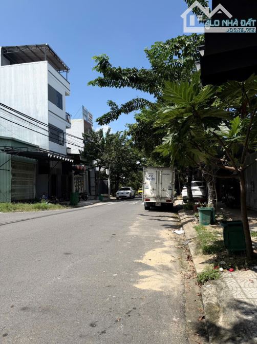 *Bán lô đất 123m2 (góc 2 mặt tiền), đường Nguyễn Thị Cận (7m5), giá 6,5 Tỷ