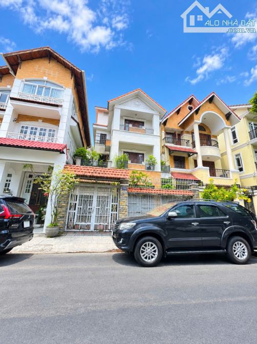 DT: 8x18m - Biệt Thự HOA LAN P2 Phú Nhuận , Lửng 3 Tầng Áp mái, Giá Giảm Mạnh 5 Tỷ