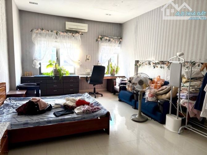 📣RẺ NHẤT KHU VỰC ; 22 TỶ , DT 105 M2 , MẶT TIỀN NGUYỄN VĂN LINH – NHÀ ĐẸP 3 TẦNG KINH DOA