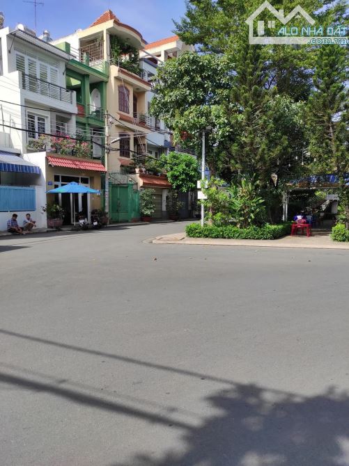 Bán nhà hẻm 12m khu VIP Diệp Minh Châu Tân Phú 5.5x21m đúc 2 lầu ST (đối diện công viên)