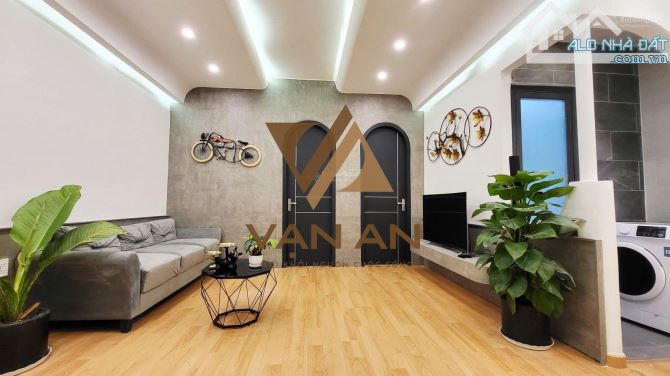 Bán chung cư mới decor cực sang trọng. Chung cư Nguyễn Lương Bằng, P. Xuân Hương - Đà Lạt.