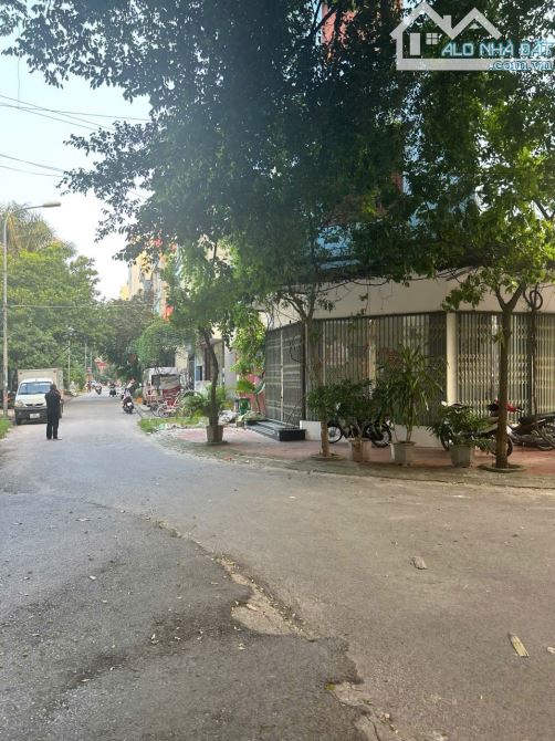 😘Bán Nhà Góc 3 Tầng Làn 2 Lạc Long Quân, Phúc Sơn, Vũ Ninh Mt 6.5m Dt 74m2 Giá 8.5 Tỷ