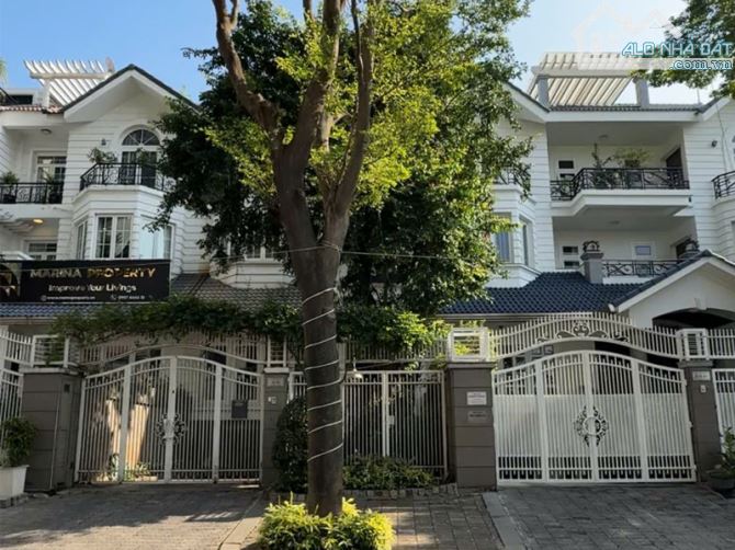 Bán biệt thự Saigon Pearl 170m² sát sông, 3PN, hầm 4 tầng – giá 90 tỷ