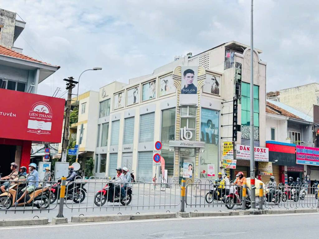 BÁN GẤP NHÀ GÓC 2 MẶT TIỀN PHAN ĐĂNG LƯU, PHÚ NHUẬN, DT 80M2, GIÁ 37 TỶ