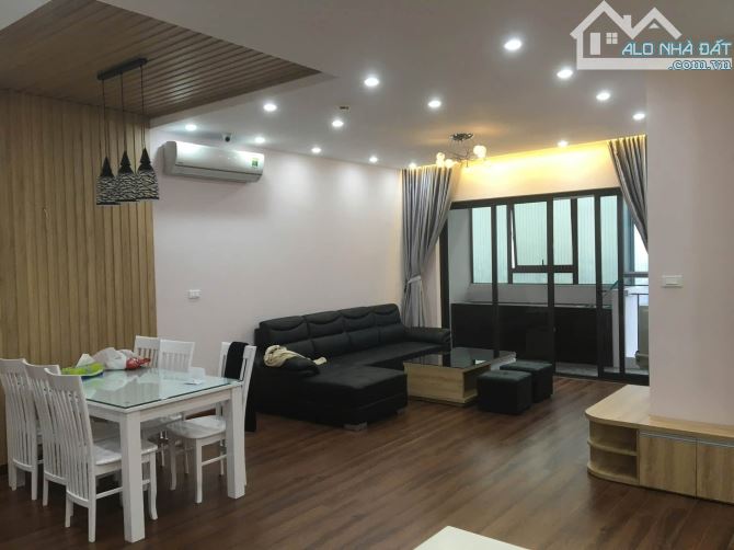 BÁN CĂN CHUNG CƯ THÀNH CÔNG TOWER, 57 LÁNG HẠ, 122M2, 3 NGỦ, 2WC, LÔ GÓC, GIÁ 14,5 TỶ