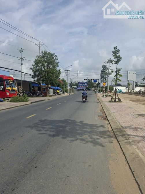 💎 Bán nhà kho (16 x 61m) 895m2 Mặt tiền Trần Công Tường ngay bến xe khách TP Gò Công