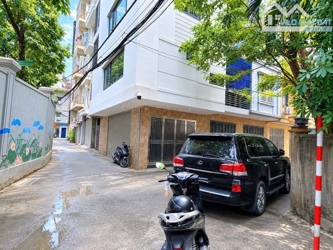 BÁN NHÀ PHỐ NGUYỄN KHÁNH TOÀN – 50M², 8 TẦNG THANG MÁY, LÔ GÓC, Ô TÔ – CHỈ 14 TỶ