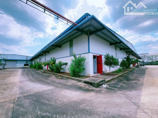 Nhà xưởng bán cực hiếm trong KCN SÔNG MÂY, 5000m2, giá 17 tỷ 500.