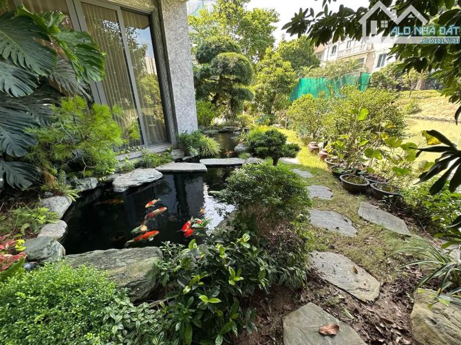Biệt Thự Bằng Lăng Vinhomes Riverside - 492M2, 5 Tầng, View Sông Hồ, Hầm, Thang Máy