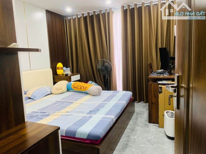 Phân Lô Phan Văn Trường - 35/50M2, 7 Tầng, MT 3.5M, Ô Tô, 2 Mặt Ngõ, Thang Máy, 15.5 Tỷ