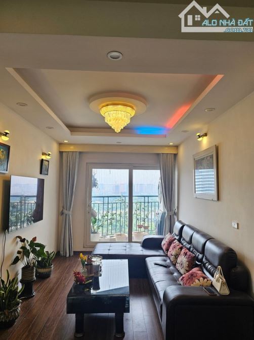 Bán căn hộ 3 phòng ngủ chỉ 5,5 tỷ, chung cư C2 Megastar, 3 Đỗ Nhuận, Xuân Đỉnh,Bắc Từ Liêm