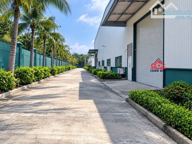 X192 Chuyển nhượng 100% cổ phần nhà máy khuôn viên rộng 2Ha5 Trong KCN Nhơn Trạch TP. ĐỒNG