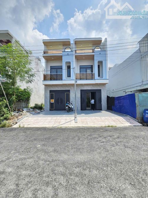 81m2_4Ty300🔥2 Căn Nhà Hoàn Công, có Nội Thất, gần Công Viên Cây Sung hẻm Nguyễn Thị Tồn