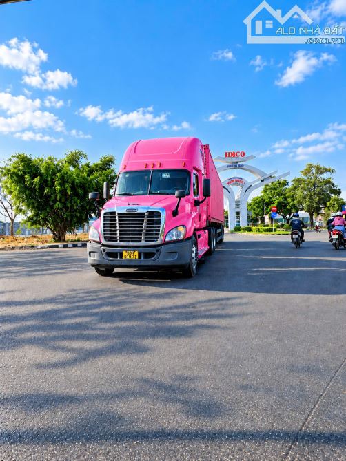 X192 Chuyển nhượng 100% cổ phần nhà máy khuôn viên rộng 2Ha5 Trong KCN Nhơn Trạch
