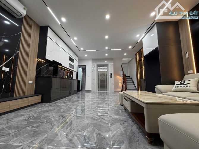 Bán nhà 5 tầng Phố Vọng đang cho thuê, khu phân lô, giá 39 tỷ