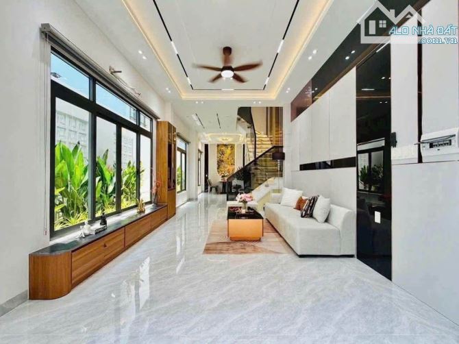 🏡 BÁN NHÀ NGÔ GIA TỰ, PHƯỜNG VIỆT HƯNG – 60M² – 5 TẦNG – 7.5 TỶ – TƯƠNG LAI MẶT PHỐ
