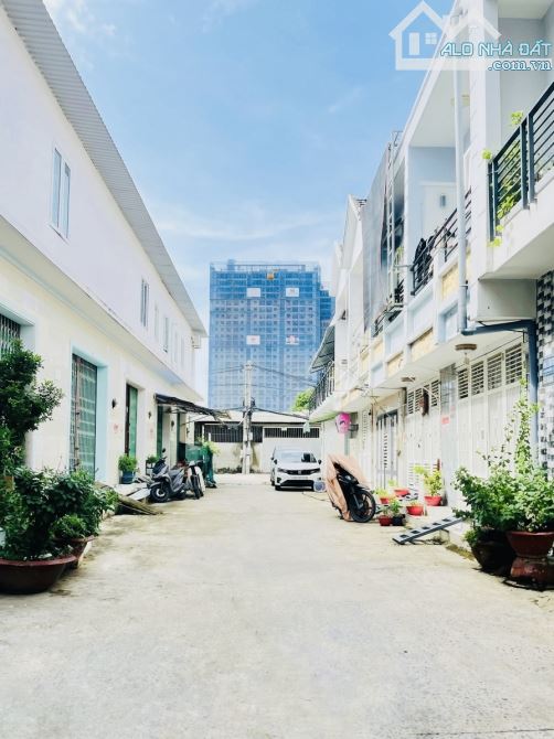 Phước Kiểm bán nhà giá rẻ, 2 tầng Sổ hồng có sẵn. Giá 2 tỷ 050