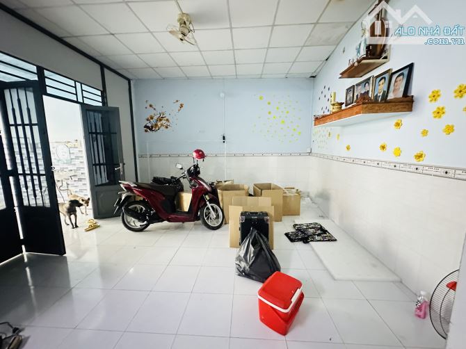 BÁN NHÀ TAM CHÂU GẦN TÔ NGỌC VÂN - 100m2 (4,8 x 14,5) - 4 TỶ