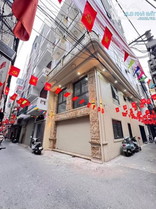 Bài viết 🏢 BÁN CĂN HỘ DỊCH VỤ LÔ GÓC – 8 TẦNG – 24 PHÒNG ✨ Diện tích 90m², thiết kế lô g