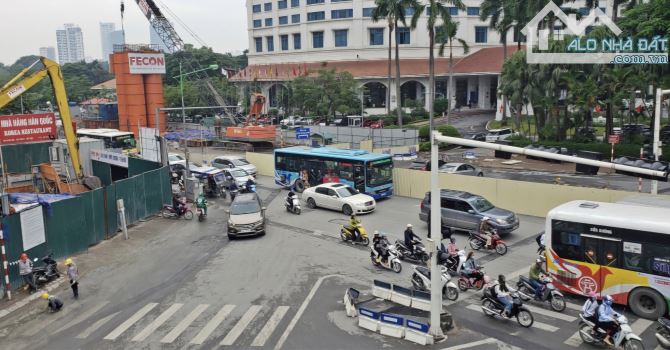 BIỆT THỰ GIỮA LÒNG BA ĐÌNH 120m²