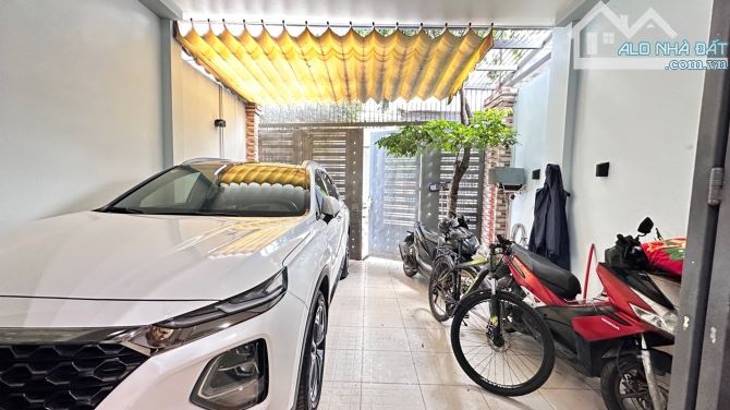 NHÀ 3 TẦNG – NGANG 5M – HẺM XE HƠI – SÂN RỘNG ĐẬU Ô TÔ THOẢI MÁI- CHỈ 4 TỶ1