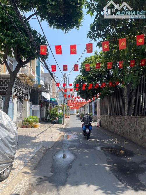 [CHỦ GẤP BÁN] Giảm sốc 3.5 Tỷ - Nhà 4 Tầng Hẻm Ô Tô Tây Hoà, Phước Long A - 80m2 - 9 Tỷ TL