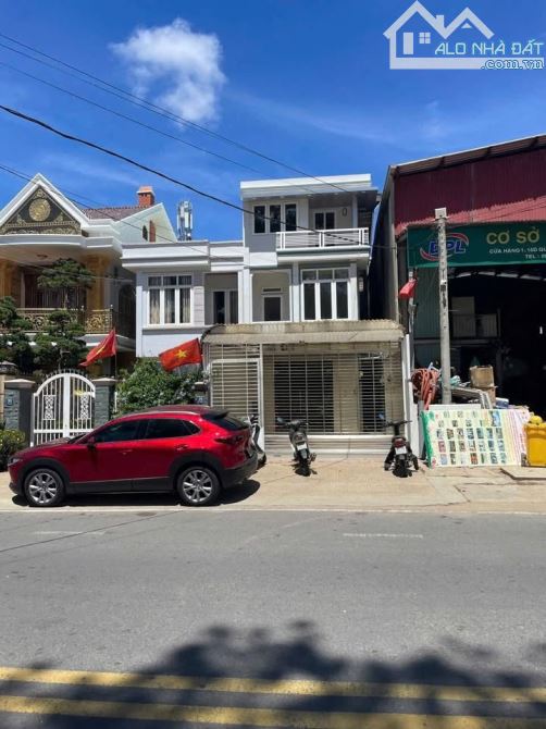 HẠ 7 TỶ BÁN GẤP CĂN NHÀ MẶT TIỀN ĐƯỜNG QUANG TRUNG- CUNG ĐƯỜNG ĐẮT GIÁ TẠI ĐÀ LẠT