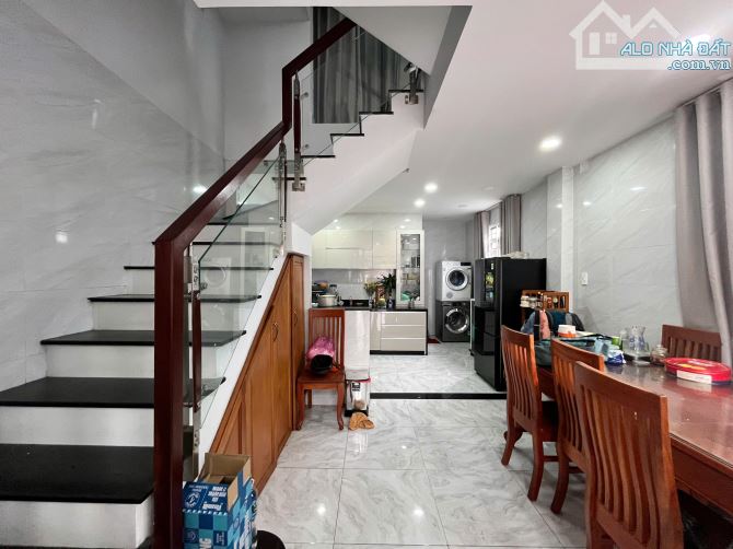 🔥 Gần MT HOÀNG TRỌNG MẬU, HIMLAM, Q7, ôtô đổ cửa , 88M² , 4 TẦNG, GIÁ 16,x TỶ