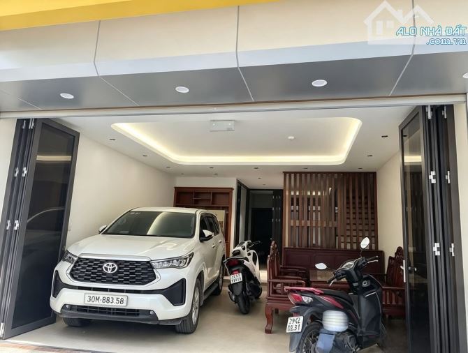 💥 PHÂN LÔ GIÁ RẺ LẠC TRUNG HAI BÀ TRƯNG – GARA 2 Ô TÔ – 7 TẦNG THANG MÁY 💥