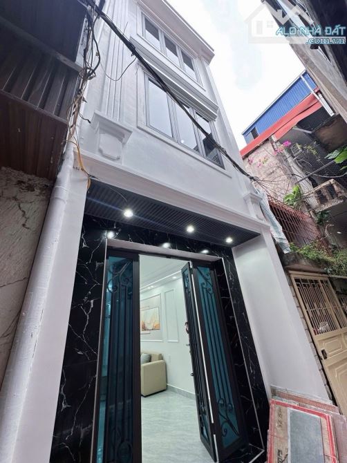 Bán nhà đường Hoàng Quý thiết kế đẹp hiện đại