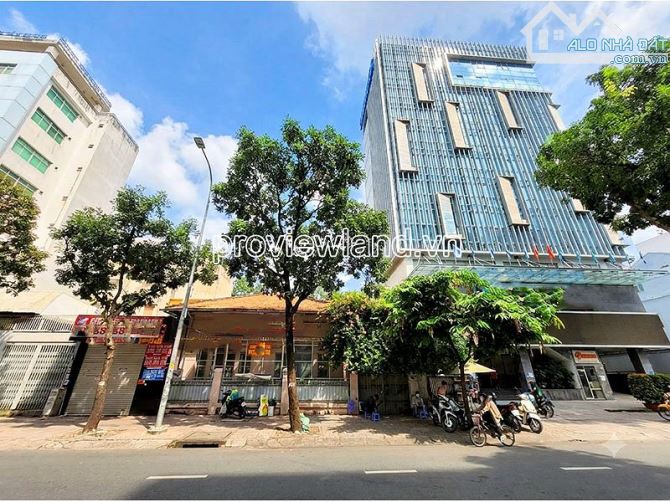 Bán nhà Nguyễn Đình Chiểu, Q3, đường rộng 20m, 334m2, ngang 17m, 300 tỷ